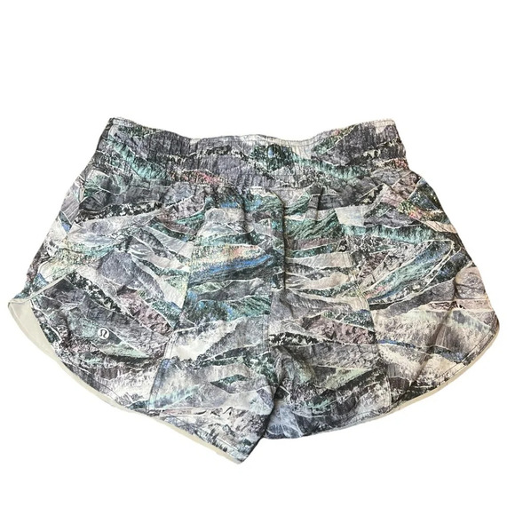 LULULEMON | Choose A Side Short *3"
Springscape Multi / French Clay | Reve… - Picture 6 of 9